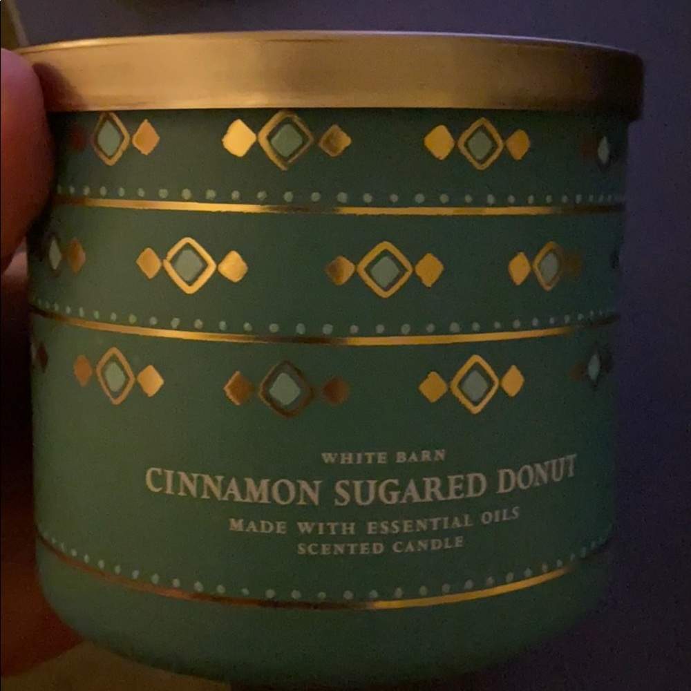 Bath and body works candle